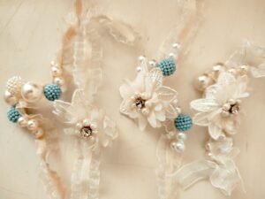 podvezica- poklon za -buduća mlada