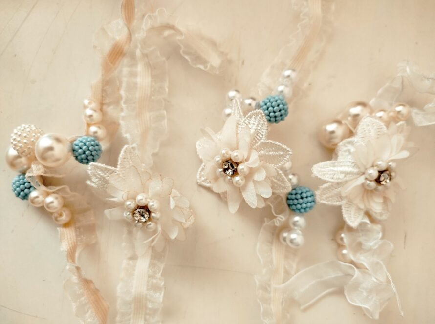 podvezica- poklon za -buduća mlada